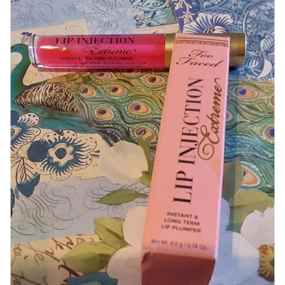 BNIB~Too Faced Lip Injection Extreme Instant Lip Plumper in Bubble Gum Yum